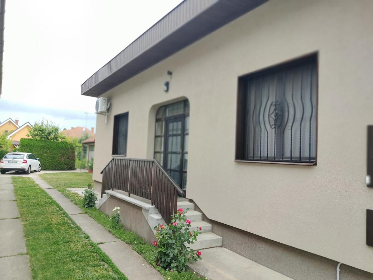 Arnika Vendeghaz Apartment Hajduszoboszlo Luaran gambar