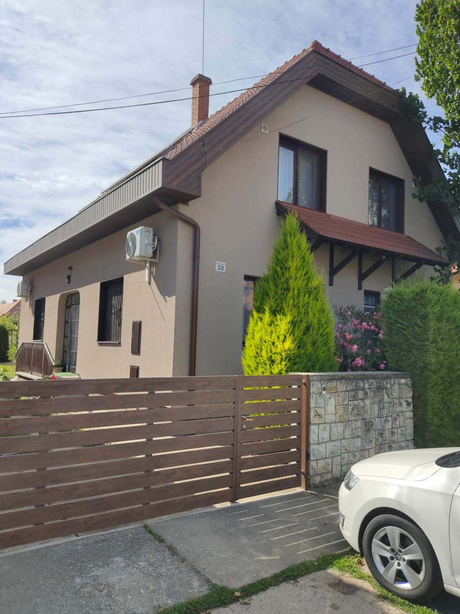 Arnika Vendeghaz Apartment Hajduszoboszlo Luaran gambar